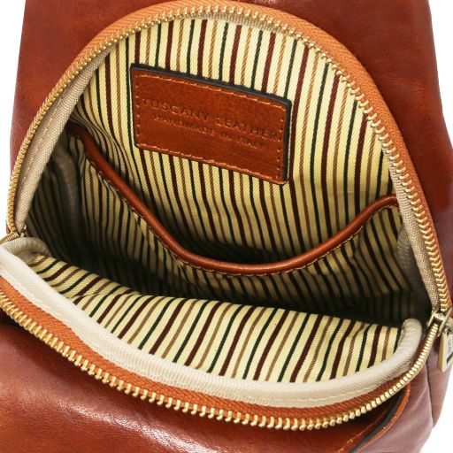 Kevin - Brusttasche aus Leder Honig