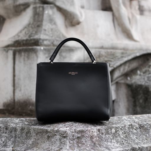 Navona Handtasche Schwarz