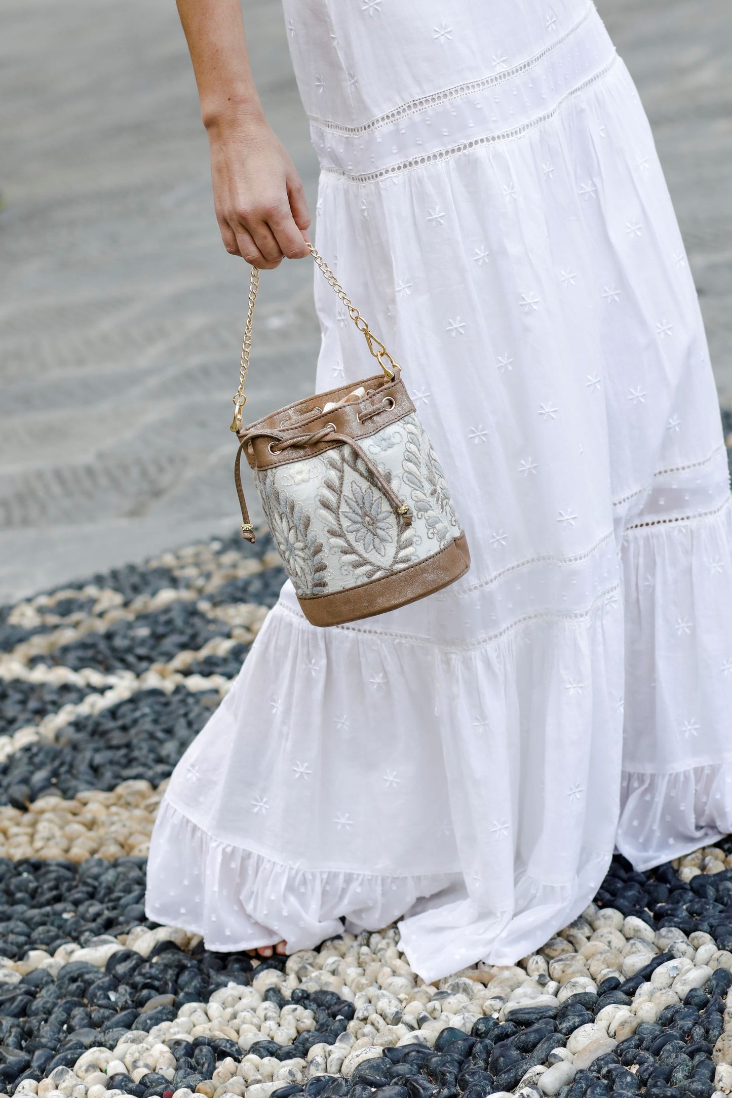 Bucket Bag Mini Leder Beige Connibi