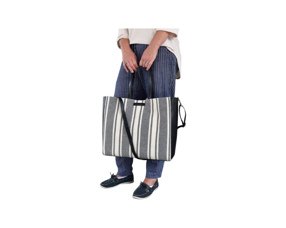 Jackie Shopper Blau aus Canvas und Leder