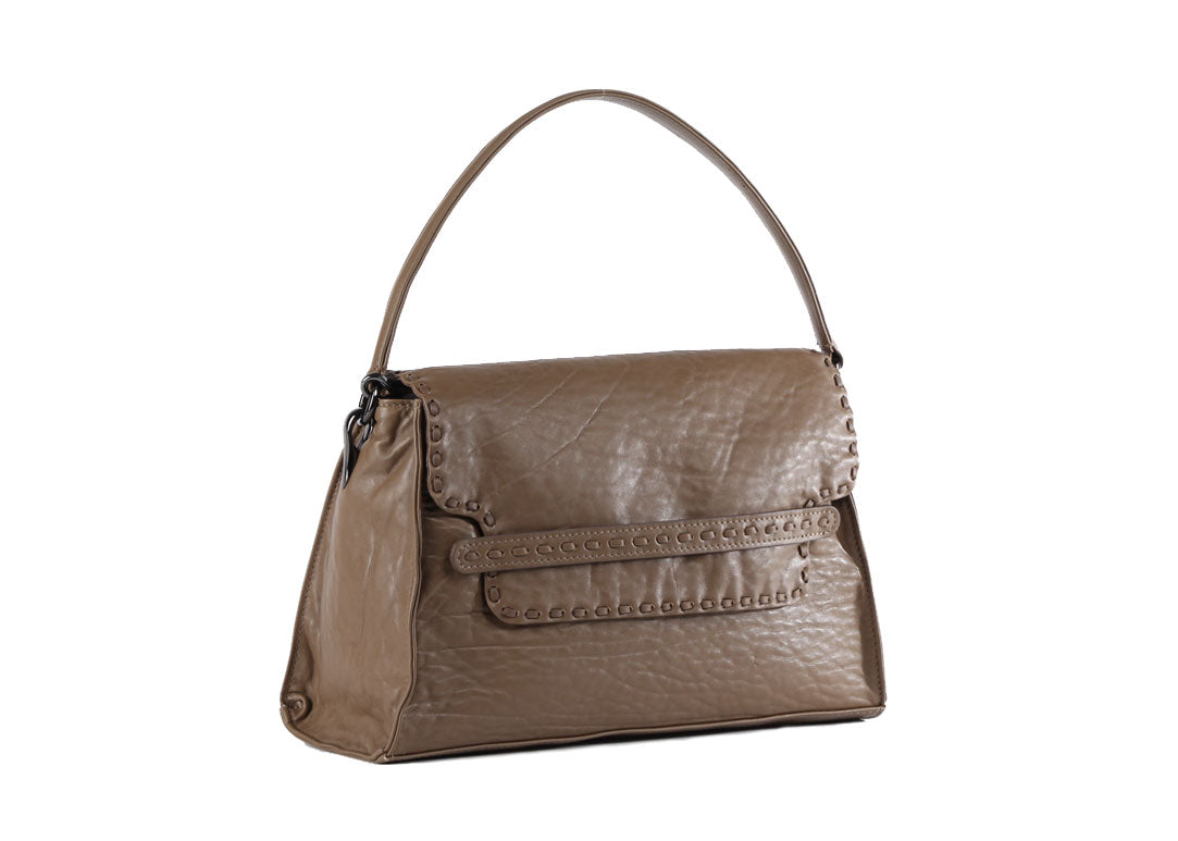 Vitello Goffrato Schultertasche Taupe aus Glattleder