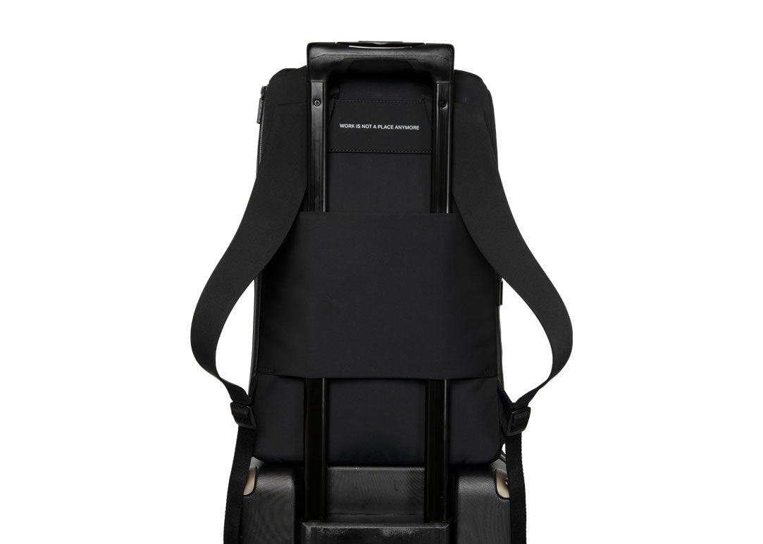 Daypack Rucksack Schwarz aus Nylon