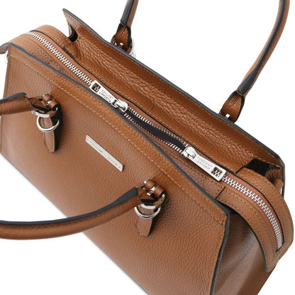 TL Bag - Handtasche aus Leder Cognac