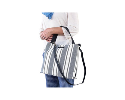 Jackie Schultertasche Blau aus Canvas und Leder