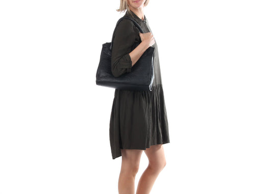 Vitello Goffrato Handtasche Schwarz aus Glattleder