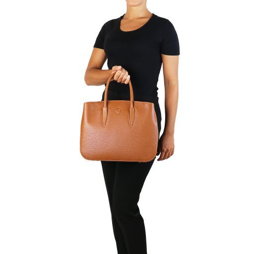 Camelia Ledertasche Champagne